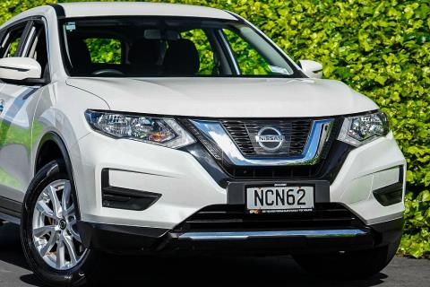 2020 Nissan X-Trail ST 7 Seater - Thumbnail