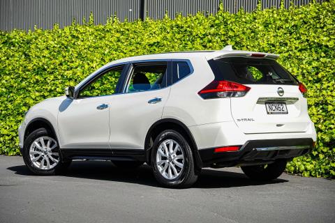 2020 Nissan X-Trail ST 7 Seater - Thumbnail