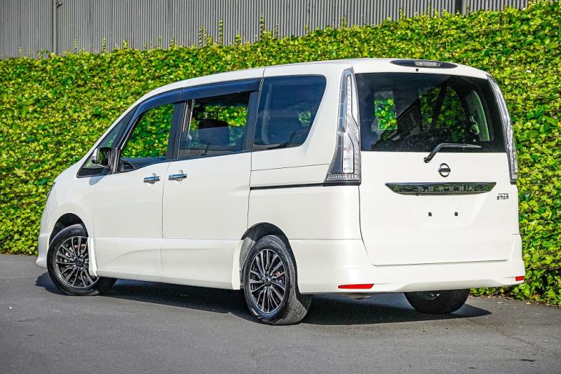 2016 Nissan Serena Highway Star