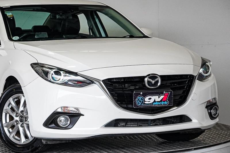 2014 Mazda Axela Hybrid L Package