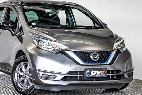 2019 Nissan Note e-Power Black Arrow - Thumbnail