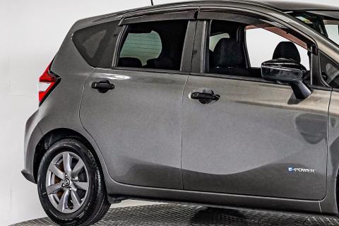 2019 Nissan Note e-Power Black Arrow - Thumbnail