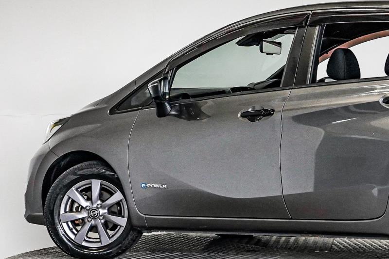 2019 Nissan Note e-Power Black Arrow