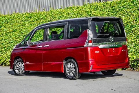 2018 Nissan Serena e-Power Hybrid - Thumbnail