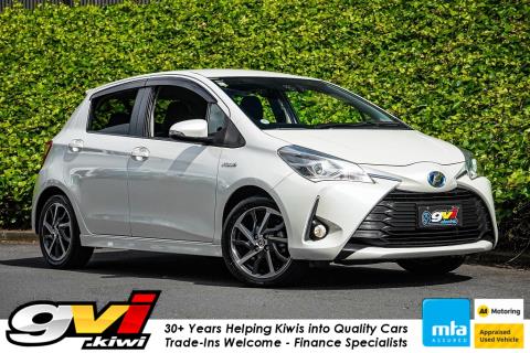 2017 Toyota Vitz Hybrid / Yaris Sport - Thumbnail