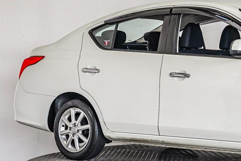 2014 Nissan Tiida Latio