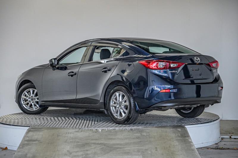 2014 Mazda Axela 15S / 3 Sport