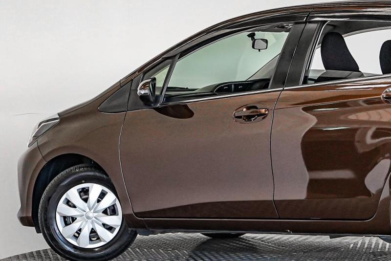 2015 Toyota Vitz / Yaris Jewela