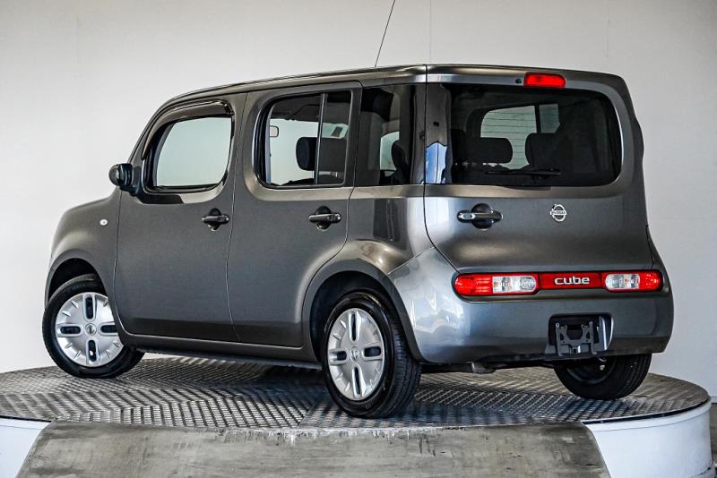 2018 Nissan Cube 15X V Selection