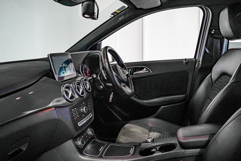 2015 Mercedes Benz B 180