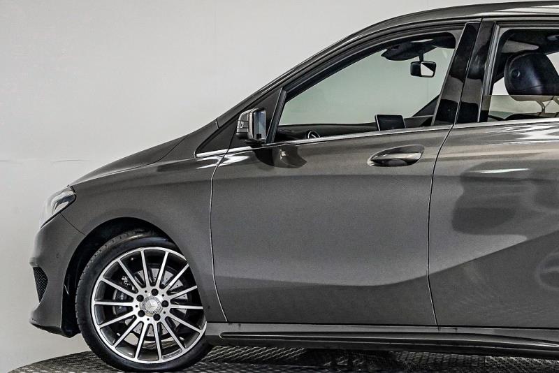 2015 Mercedes Benz B 180