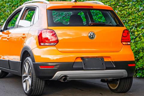 2014 Volkswagen Cross Polo - Thumbnail