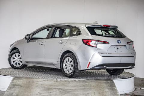 2021 Toyota Corolla Hybrid Wagon - Thumbnail