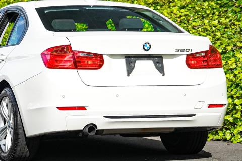 2012 Bmw 320i Sport - Thumbnail