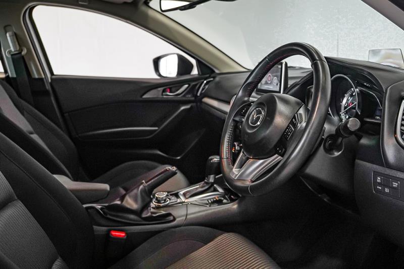 2015 Mazda Axela Sport