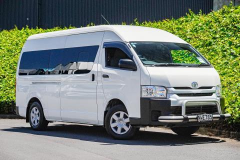 2017 Toyota Hiace ZX Jumbo TD 3.0 - Thumbnail