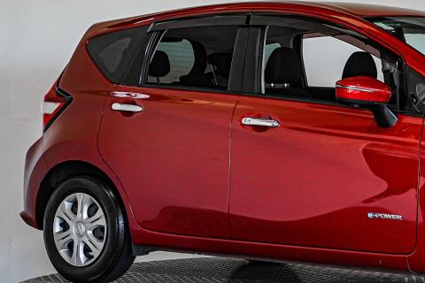 2016 Nissan Note e-Power - Thumbnail