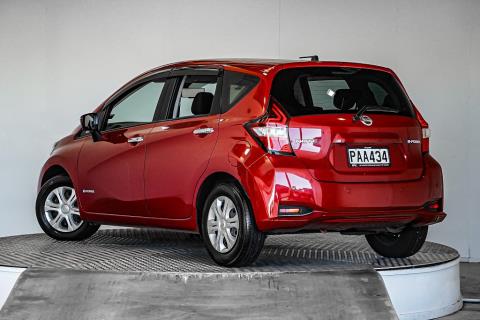 2016 Nissan Note e-Power - Thumbnail