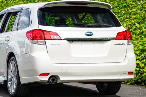 2014 Subaru Legacy 2.5i Wagon - Thumbnail