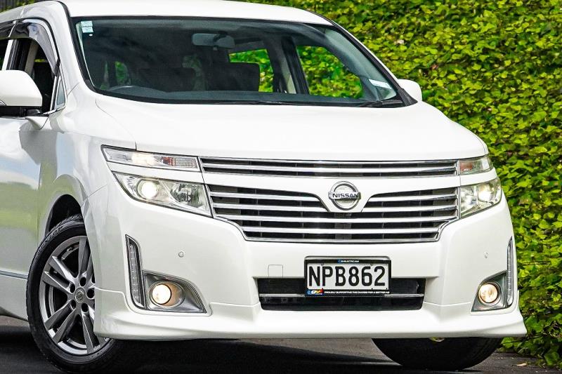 2011 Nissan Elgrand Highway Star