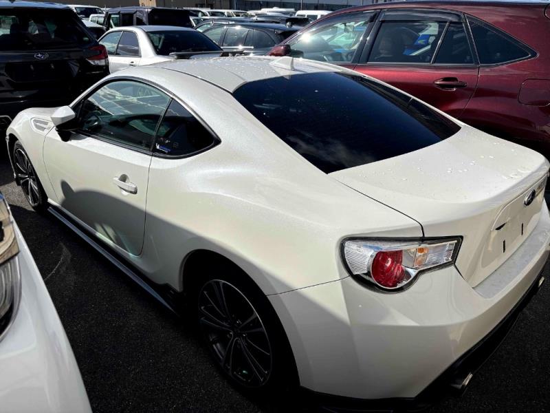 2016 Subaru BRZ / 86