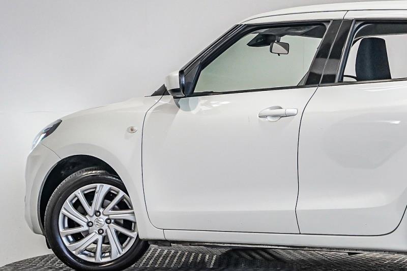 2022 Suzuki Swift Limited Hybrid