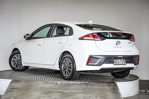 2021 Hyundai Ioniq EV 38kWh - Thumbnail